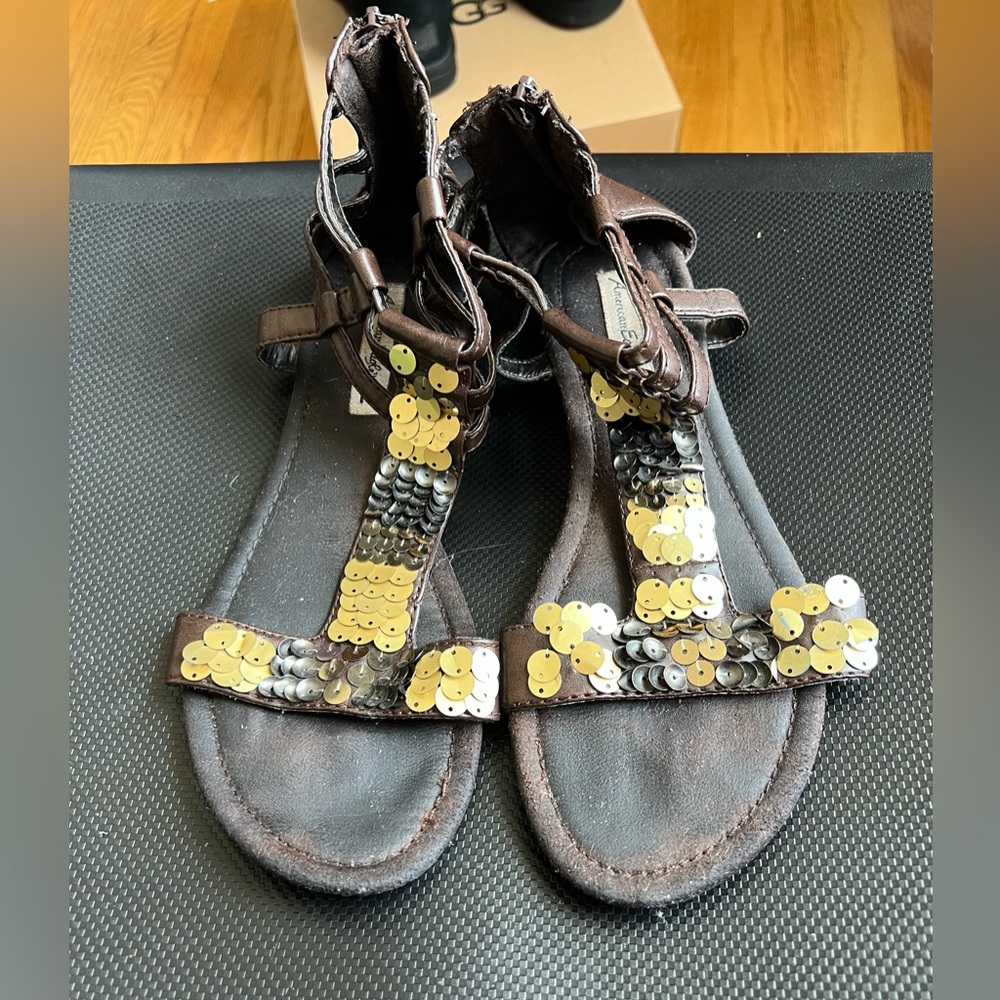 American Eagle Sandals